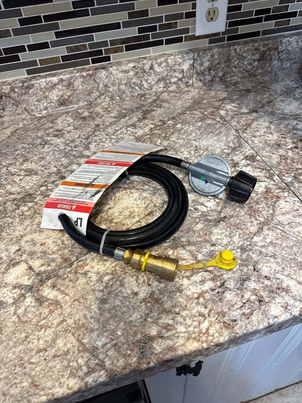 RAICO RA329 Propane Regulator Hose with 1/4" Quick Connect for Portable Generato